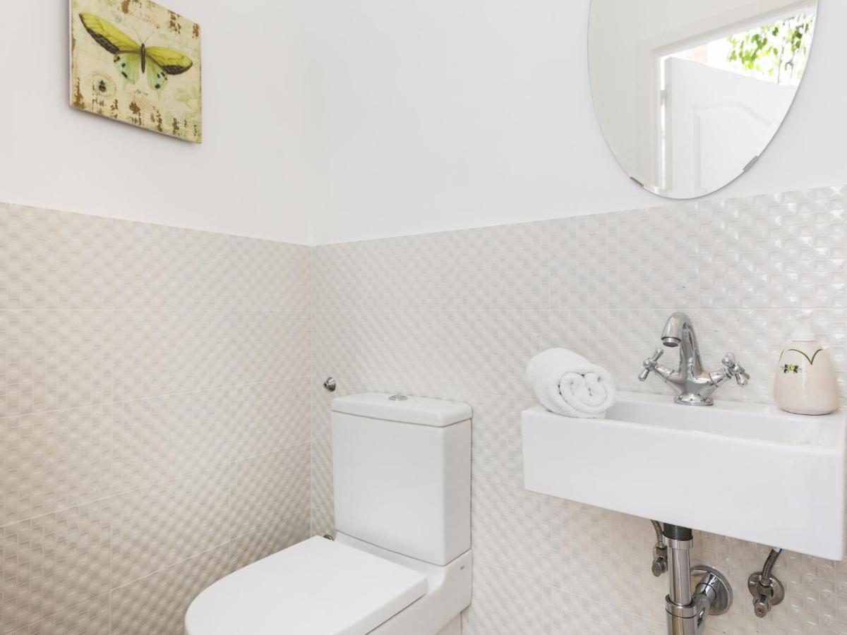Sitges Spaces Beach House-4 Bedrooms, 3 Bathrooms, Large Terrace, Jacuzzi, Center-Beach Exteriör bild