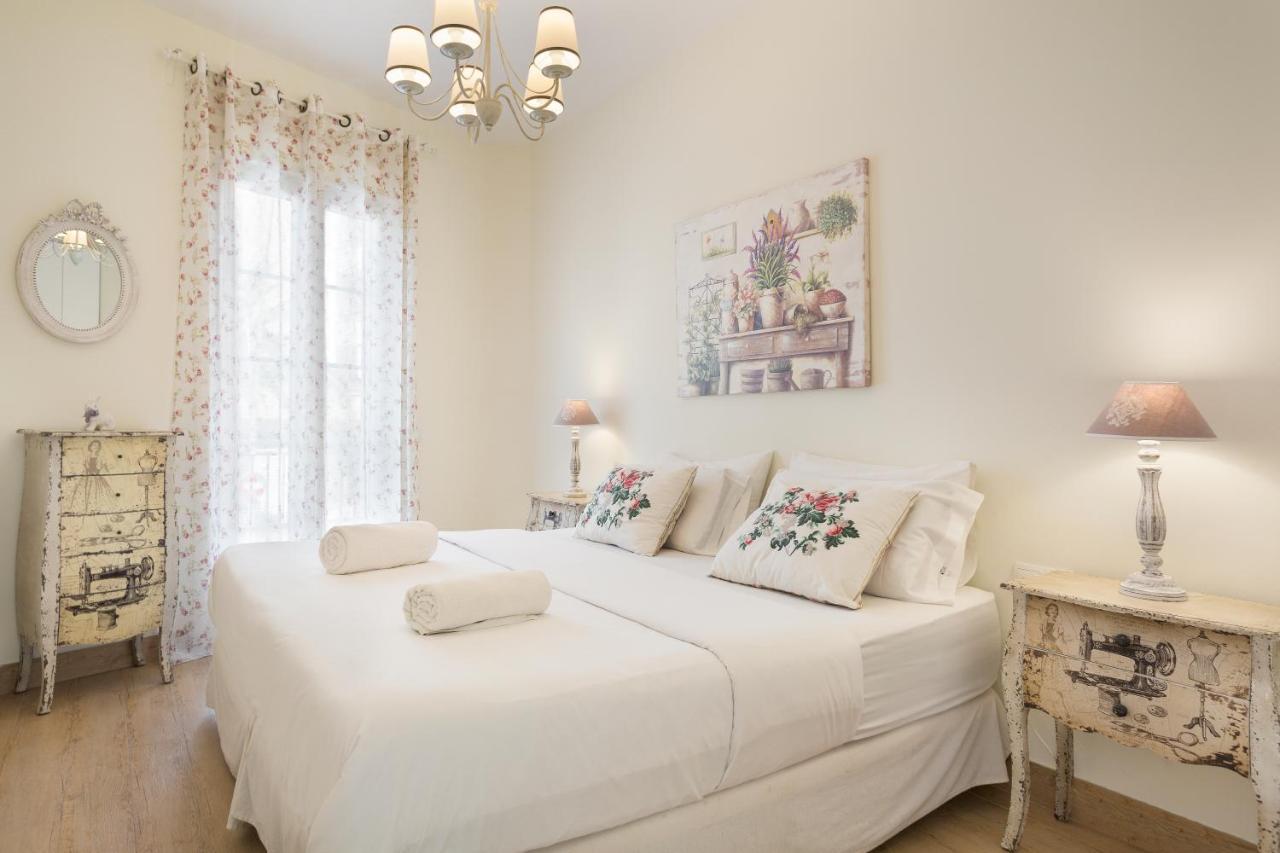 Sitges Spaces Beach House-4 Bedrooms, 3 Bathrooms, Large Terrace, Jacuzzi, Center-Beach Exteriör bild