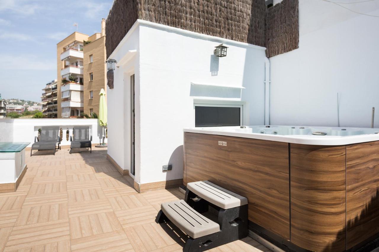 Sitges Spaces Beach House-4 Bedrooms, 3 Bathrooms, Large Terrace, Jacuzzi, Center-Beach Exteriör bild